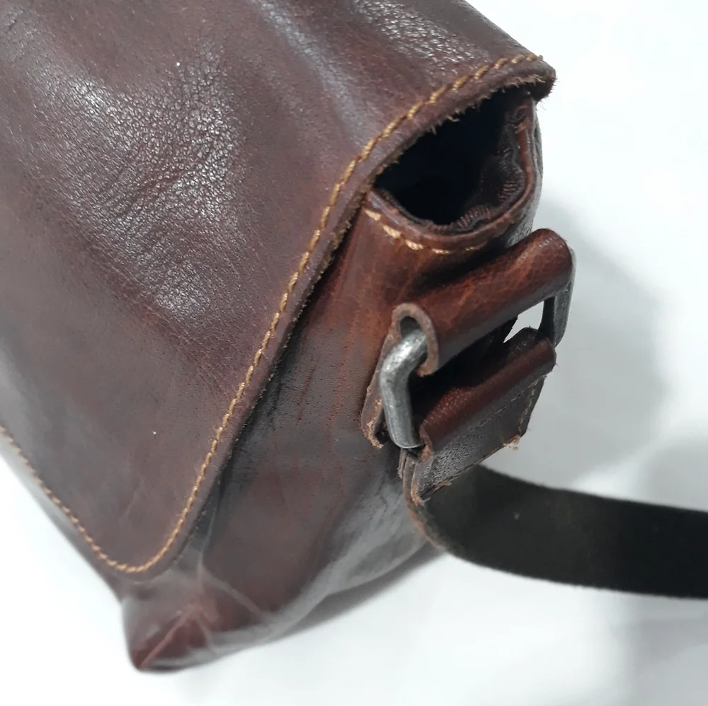 Jack Georges Vintage Genuine Leather Classic Brown Messenger/Crossbody Bag